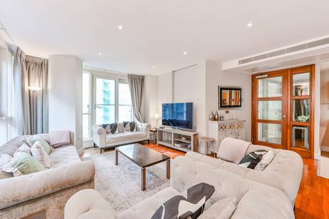 West End Quay, Paddington, London, W2