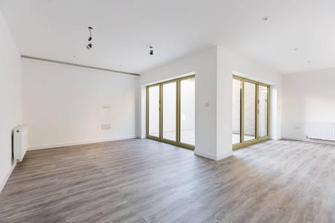 undefined, Brook Mews, Palmers Green N13