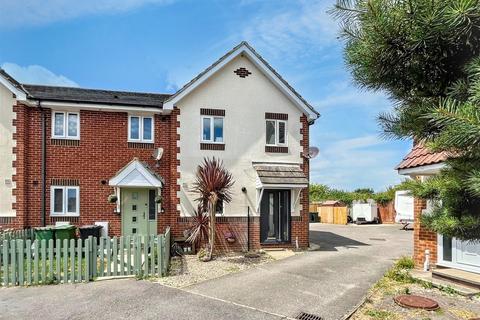 3 bedroom end of terrace house for sale, Caburn Close, Eastbourne