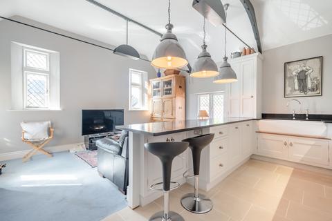 2 bedroom flat for sale, Gilbert Scott Court, Whielden Street, Amersham