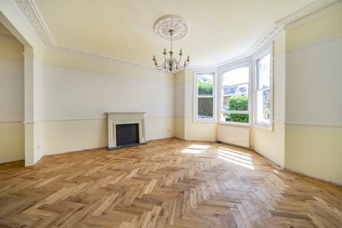 undefined, Ferme Park Road, London, N8