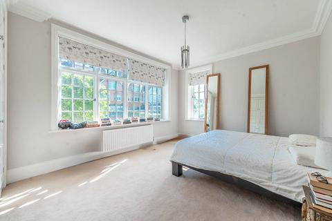 3 bedroom flat for sale, Bracknell Gardens, Hampstead, London, NW3