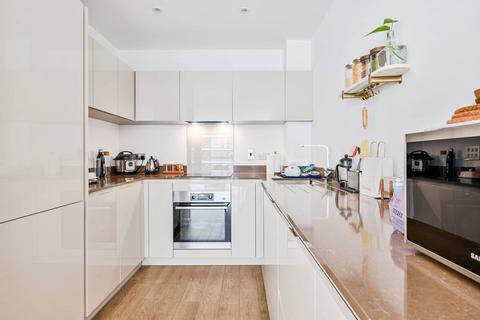 2 bedroom flat for sale, Harrison Walk, East Greenwich, LONDON, SE10