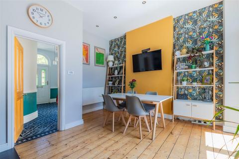 38 Ilton Road, Cardiff, CF23 5DU