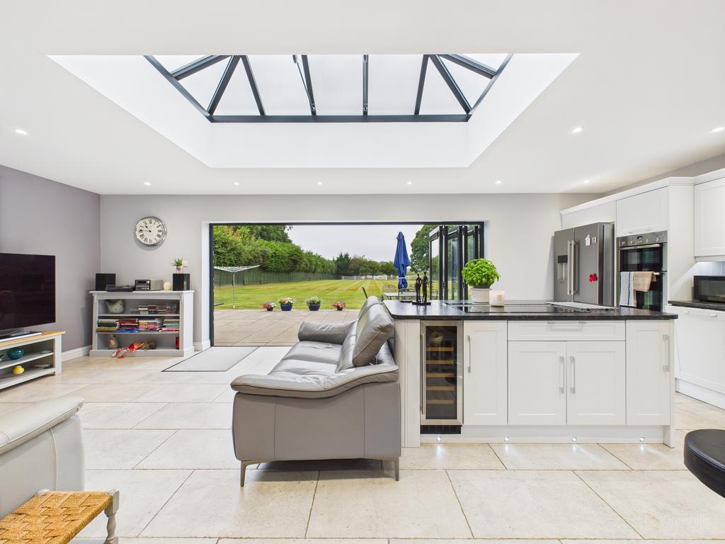 Kitchen/Family Room