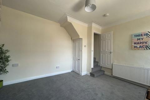 12 Beacon Street, Bank Top, Bradford, BD7 4PD