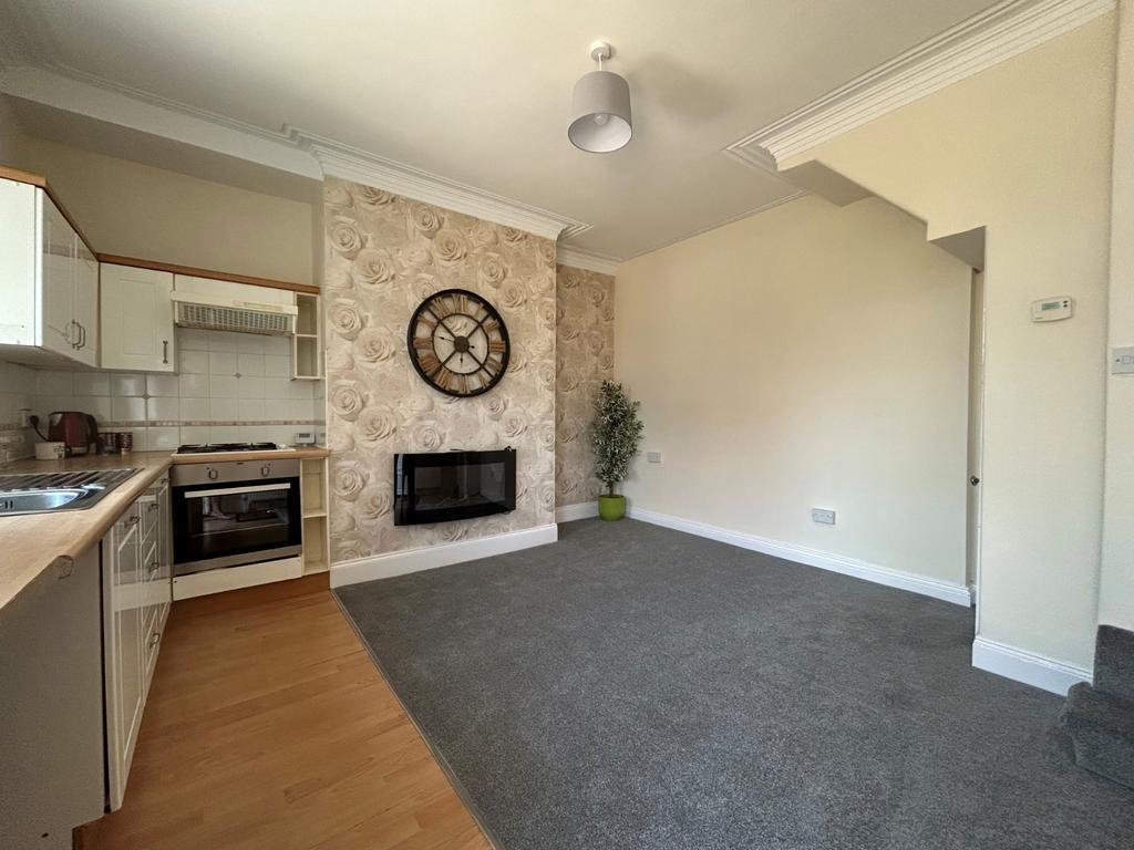 Kitchen/ Lounge
