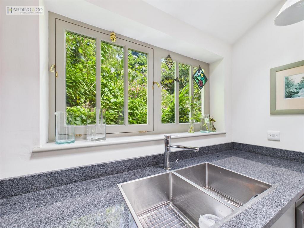 Kitchen outlook.jpg