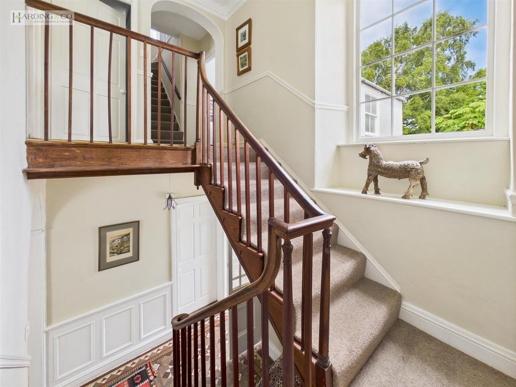Staircase.jpg