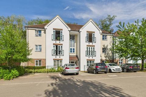 Granary Close, Horsham RH12