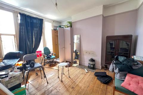 undefined, Breamore Road, Seven Kings