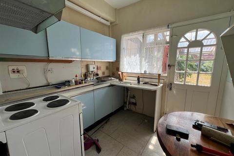 undefined, Breamore Road, Seven Kings