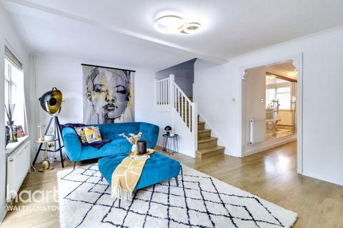 undefined, Meadow Close, Chingford
