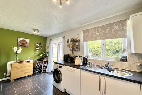 9 Caernarfon Close, Thornton-cleveleys, FY5 4FD