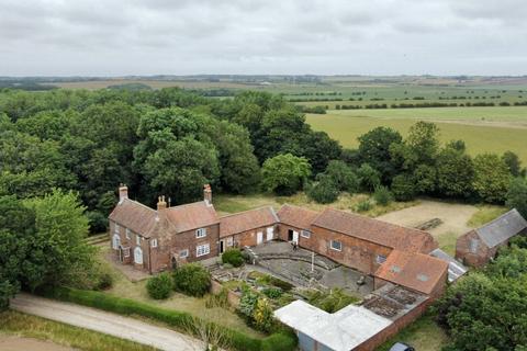 Elm Tree Farm Carr Road, Burton Pidsea, Hull, HU12 9DH