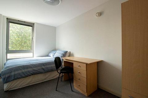 5 bedroom ground floor flat to rent, 162b Mansfield Road, Nottingham NG1