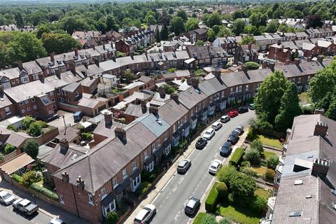 6 bedroom terraced house to rent, Langholm Crescent, Darlington