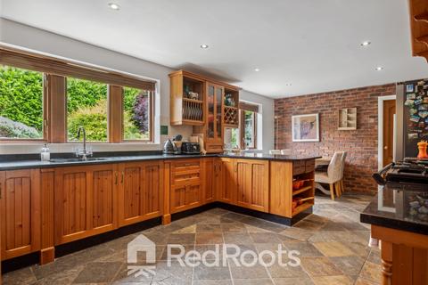 4 bedroom detached house for sale, 176a Lane Head Road Shepley, HD8 8BL HD8