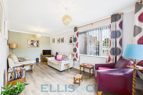 3 bedroom detached house for sale, Dowgate Close, Tonbridge, Kent, TN9