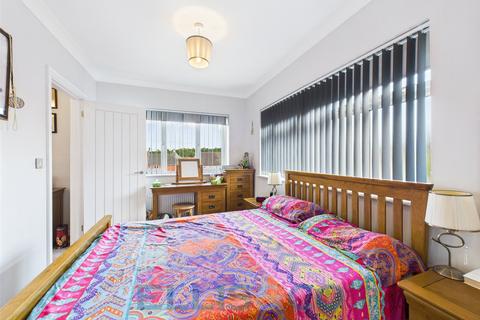 3 bedroom detached house for sale, Dowgate Close, Tonbridge, Kent, TN9