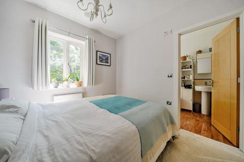 2 bedroom end of terrace house for sale, Malmesbury Gardens, Winchester, Hampshire, SO22