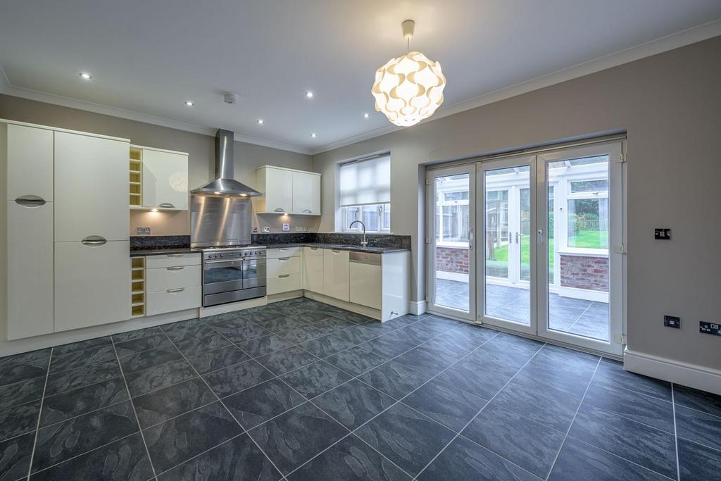 Kitchen Dining Room 1
