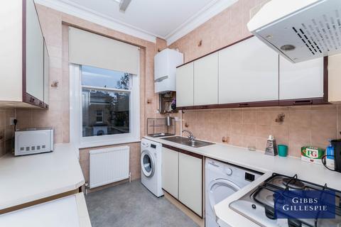 3 bedroom flat to rent, Richmond Road, London, W5