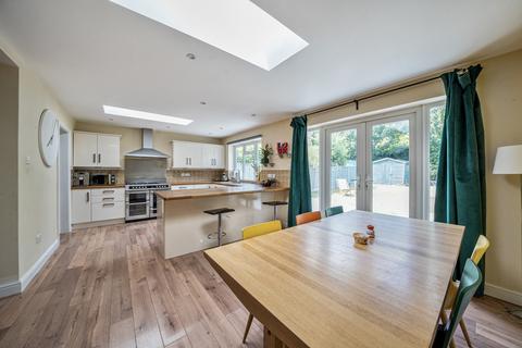 20 Mount View, Rickmansworth, WD3 7AY