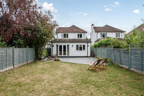 20 Mount View, Rickmansworth, WD3 7AY