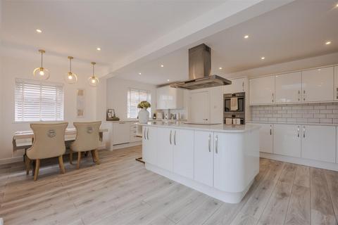 43 Devonshire Road, Scunthorpe, DN17 1ER