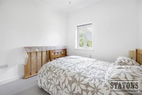 10 Sovereign Mews, Barnet, EN4 0JQ