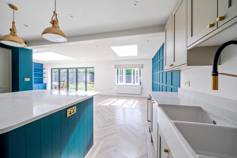 4 bedroom semi-detached house for sale, Chesham,  Buckinghamshire,  HP5