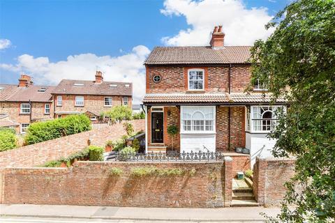 31 Mill Lane, Dorking, RH4 1DX
