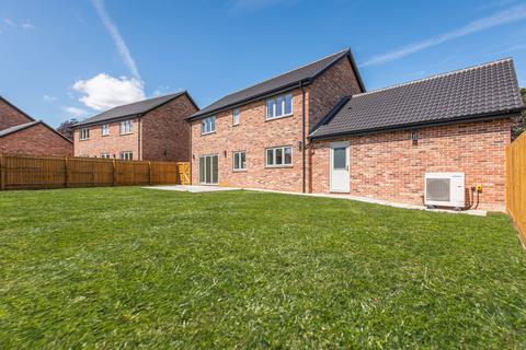 undefined, Superb Chain Free Family Home, Complete with Double Garage & South Facing Garden