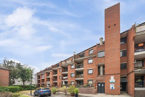 29 Cooper Close, London, SE1 7QU