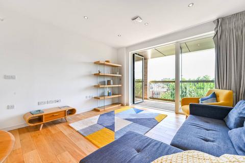 Sandon Court, Stoke Newington, London, N4