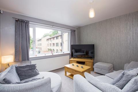 75 Hebble Vale Drive, Halifax, HX2 8TL