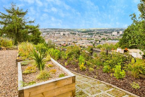 3 bedroom semi-detached house for sale, Crossleys Buildings, West Yorkshire HX3