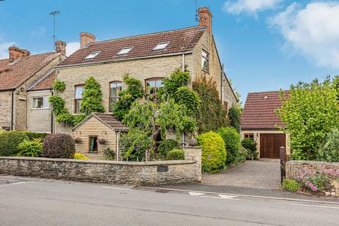 5 bedroom detached house for sale, Northfield Road, Tetbury, GL8