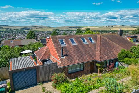 4 bedroom semi-detached house for sale, Cuckmere Way, Brighton, BN1