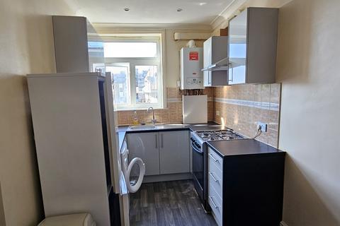 1 bedroom flat to rent, Canning Town, London, E16