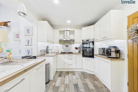 4 bedroom detached house for sale, Beech Avenue, Nettleham, LN2
