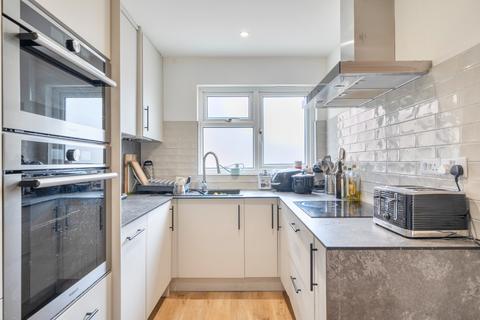undefined, Vaughan Williams Close, SE8