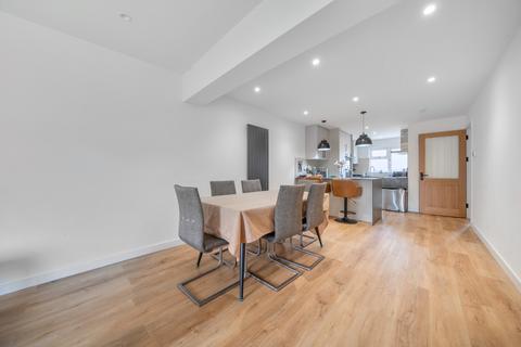 undefined, Vaughan Williams Close, SE8