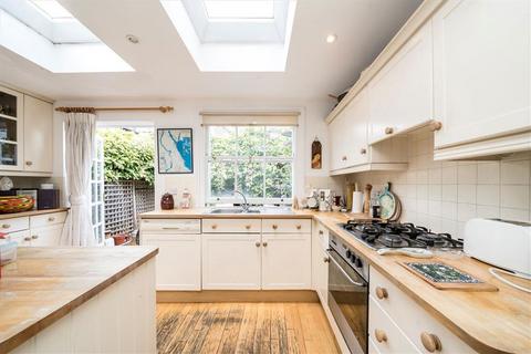 4 bedroom terraced house for sale, Cobbold Road, London W12