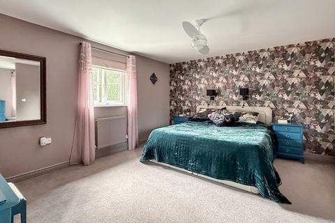 35 Bashkir Road, Westbury, BA13 3GY