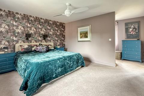 35 Bashkir Road, Westbury, BA13 3GY