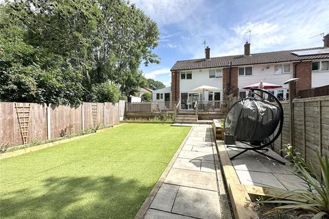 10 Burnlea Grove, Birmingham, B31 3LT