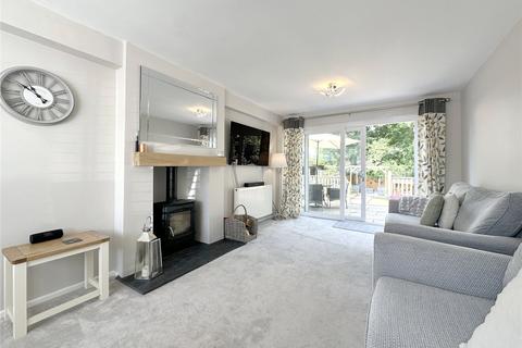 10 Burnlea Grove, Birmingham, B31 3LT