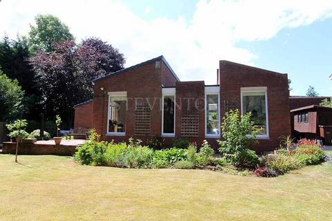 undefined, Perton Grove, Wightwick, Wolverhampton, WV6